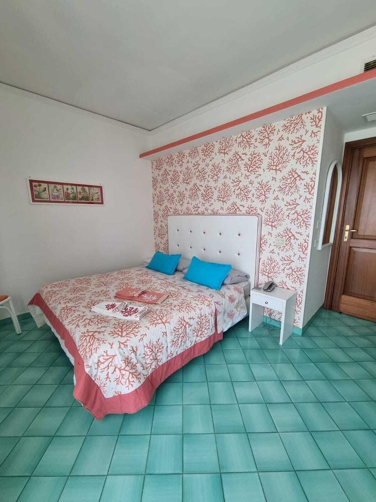 Hotel Girasole Península Sorrentina